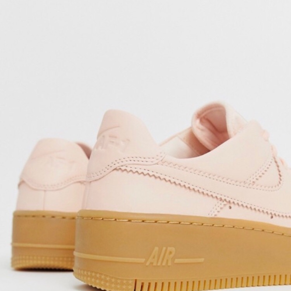 🆕 Nike Airforce 1 Low Sage LX - Picture 3 of 7
